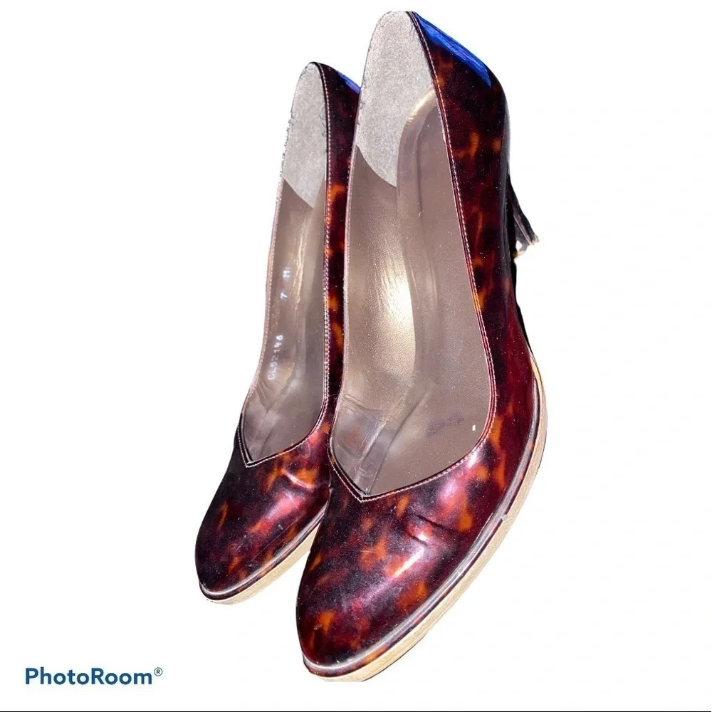 Stuart Weitzman cheetah patent leather Pumps Sz 7